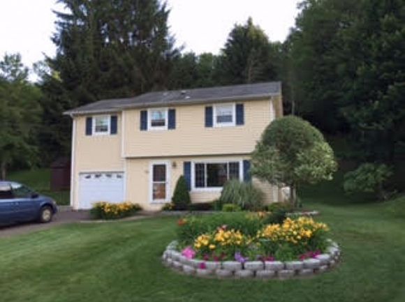 1st image of 39 Holmes Ave