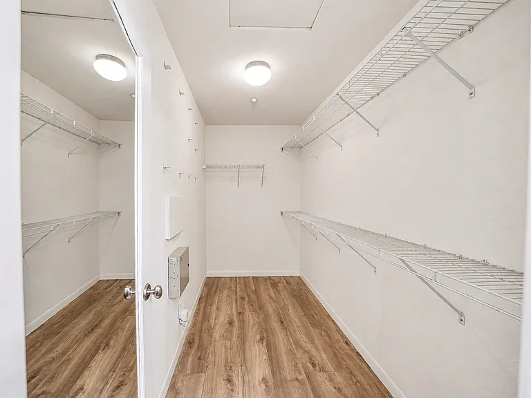 312 Bishop Dr — Photo 29