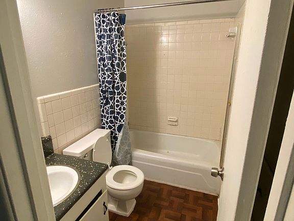 5th image of 200 E Pine St