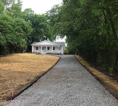 2nd image of 411 Sarver Ave