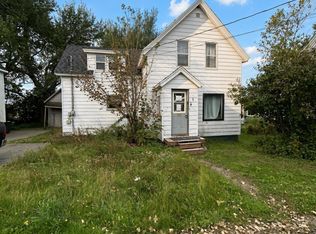 9 Chapel St, Springhill, NS B0M 1X0