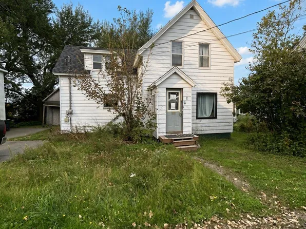 9 Chapel St, Springhill, NS B0M 1X0