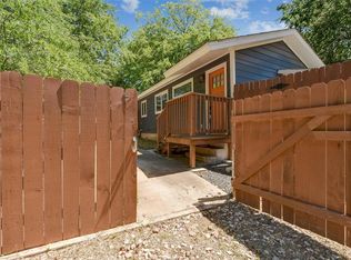 707 E 45th 1/2 St #B, Austin, TX 78751