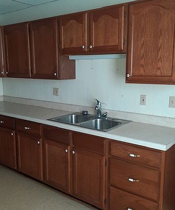 3rd image of 709 S J St #709