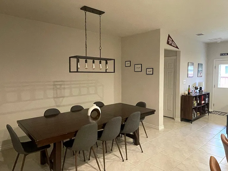 2329 Quiet Ln — Photo 4