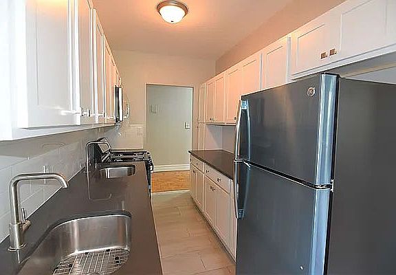 3rd image of 1816 Avenue N N #3