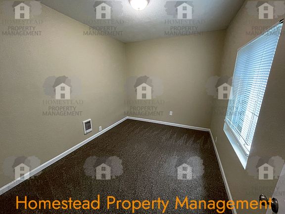 5th image of 212 219 1/2 Monmouth Ave S