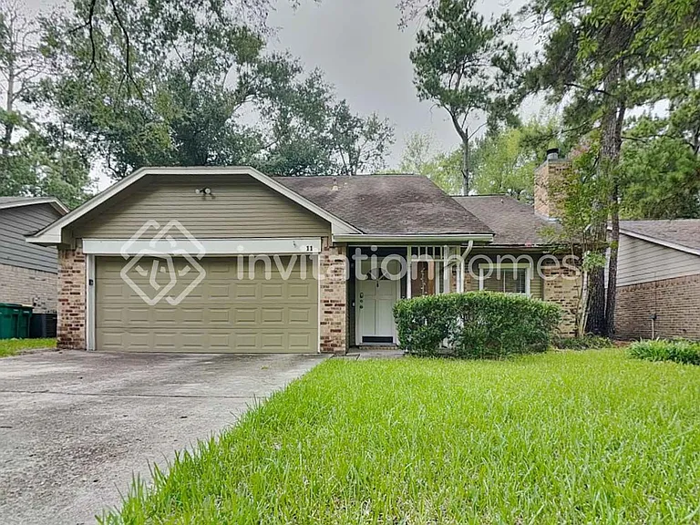 11 Brentwood Oaks Ct — Photo 1