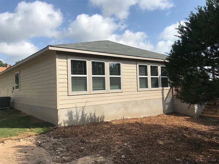 21310 Mount View Dr — Photo 3