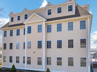 105 Winnacunnet Rd APT 16, Hampton, NH 03842