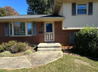 4528 Hazel Dr, Roanoke, VA 24018