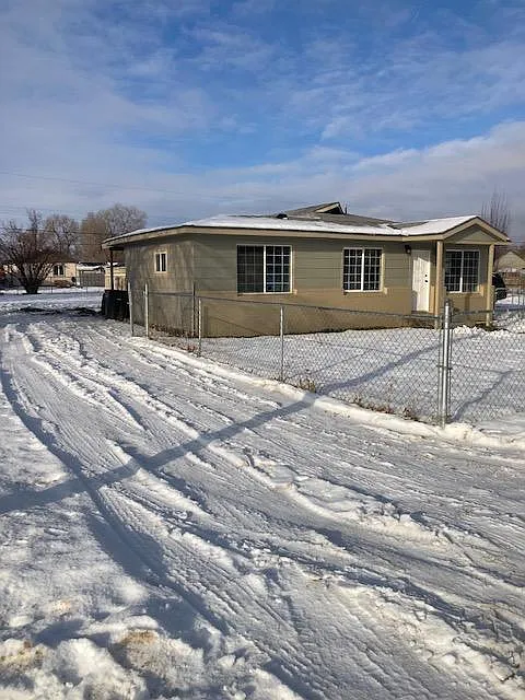 2216 S 4th Ave photo 1