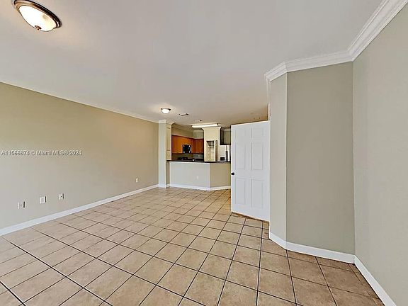 4th image of 1706 SW 81st Way