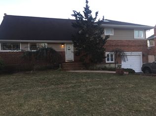 91 Virginia Ave, Plainview, NY 11803