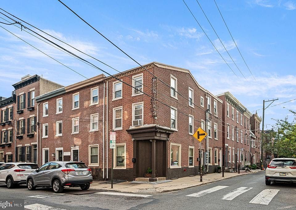 1st image of 980 N Lawrence St #D