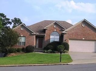 17 Duquesne Dr, Little Rock, AR 72223