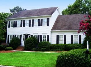 1917 Fairfield Dr, Dalton, GA 30720