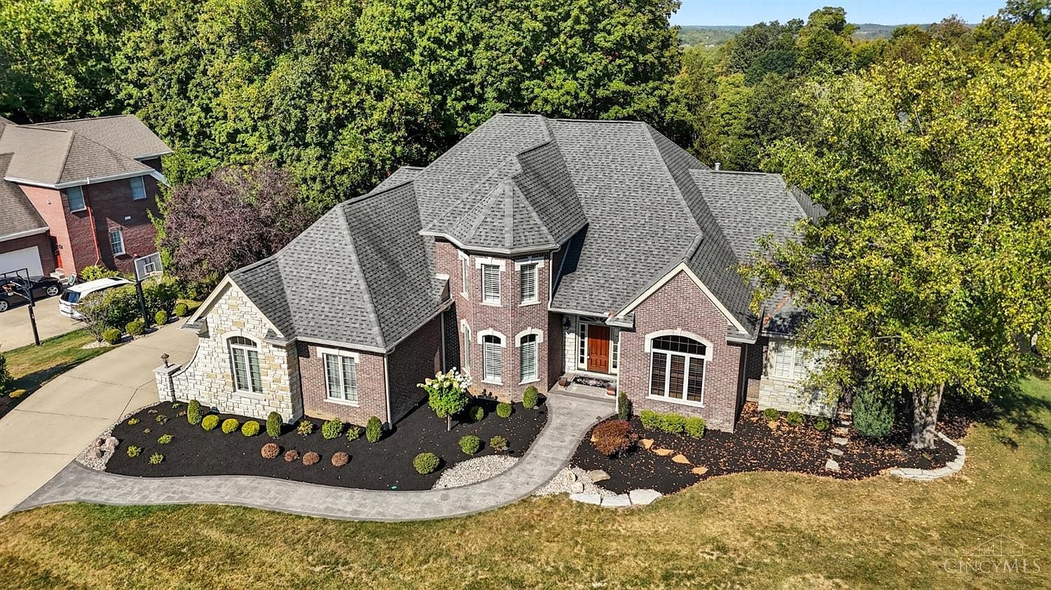 580 Winding River Blvd