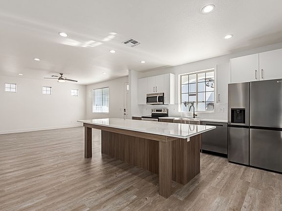 5th image of 7621 E University Dr #105