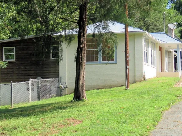 730 Canal St, Scottsville, VA 24590