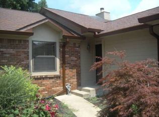 490 Van Camp Sq, Greenwood, IN
