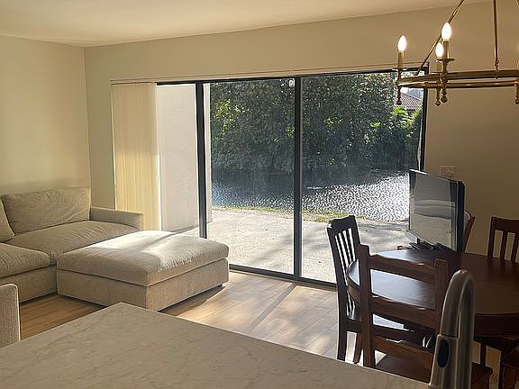 5th image of 1605 S Us Hwy 1 APT C102