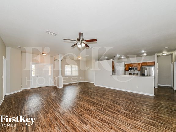 3rd image of 2673 Vizza Ln