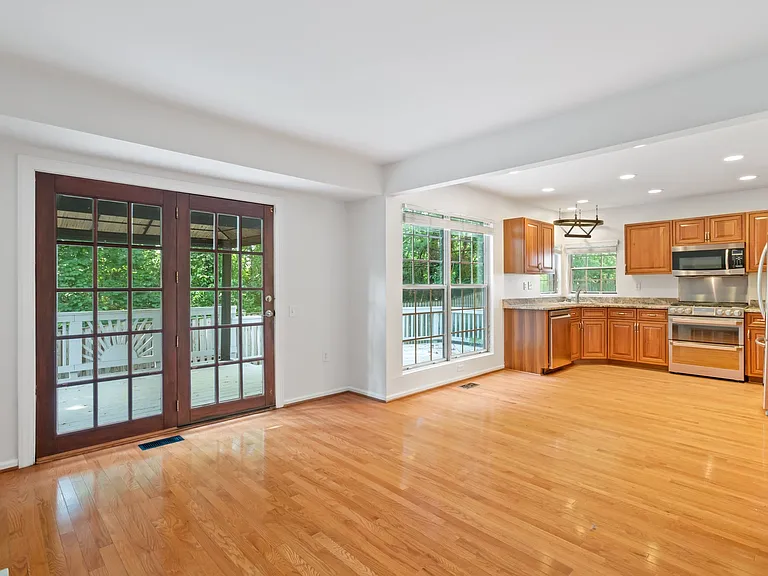 340 Foxridge Dr SW — Photo 11