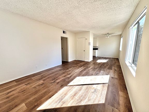 3rd image of 4547 Colbath Ave APT 210
