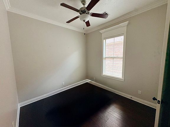4th image of 3714 Willow Wood Dr