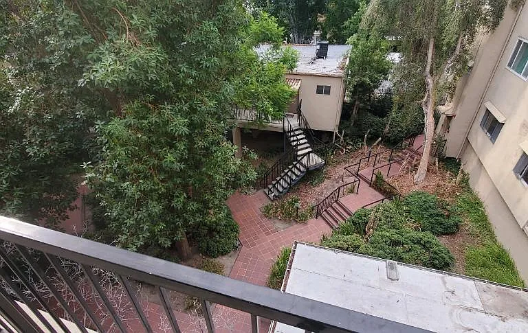 1115 Cordova St #318 — Photo 2