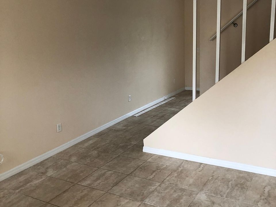 1st image of 1347 Lyonshire Dr