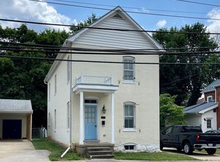 411 E Liberty St, Charles Town, WV 25414