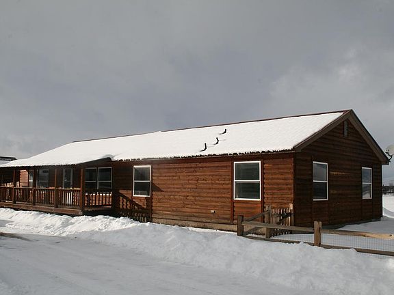 2nd image of 108 Cottonwood Trl