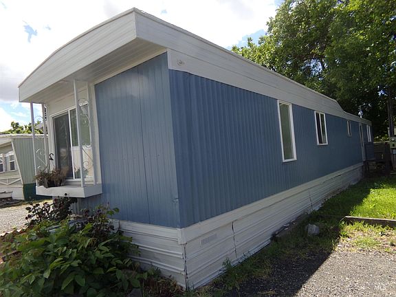 3rd image of 631 Preston Ave Trailer 56