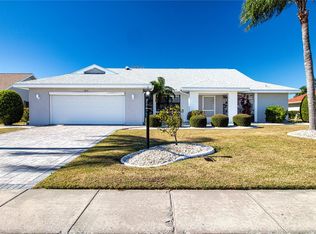 1812 Wedge Ct, Sun City Center, FL 33573