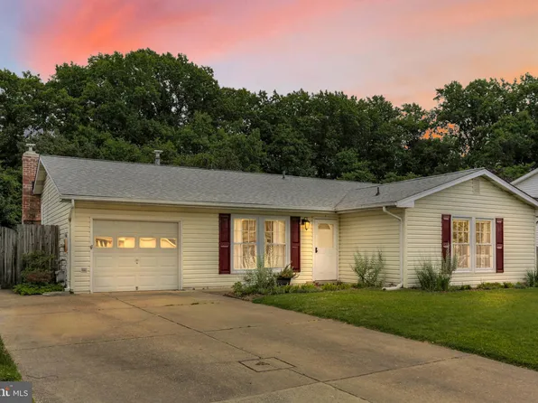 7853 Citadel Dr, Severn, MD 21144