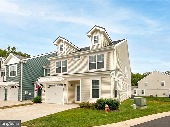 2nd image of 38402 Wicklow Ln #35