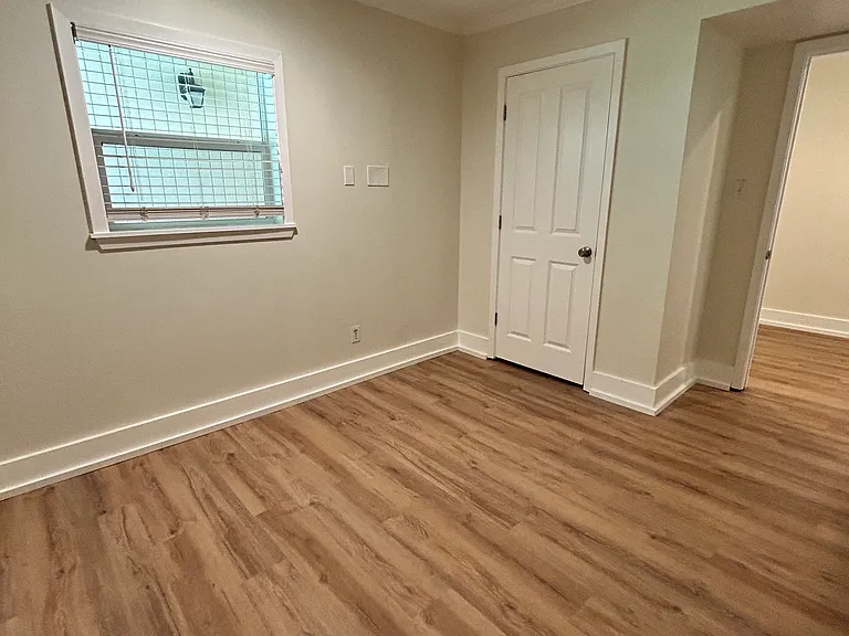 524 Cedar Crest Ct — Photo 17