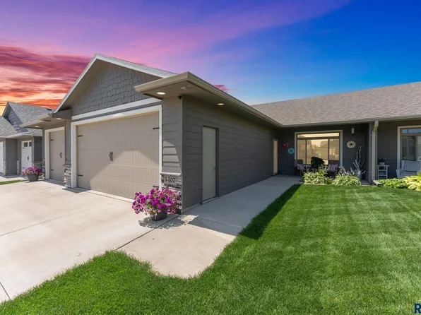 5407 S Eastwind Ave, Sioux Falls, SD 57108