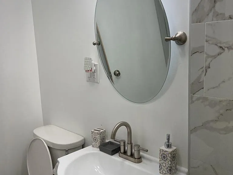 508 Elm St #2R — Photo 20