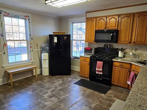 2nd image of 79 Williamson Ave