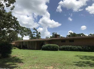 812 N Louise St, Atlanta, TX 75551
