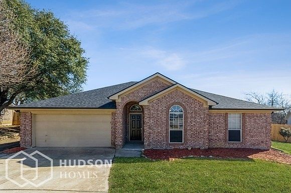 1st image of 925 Jacobs Crossing Ct