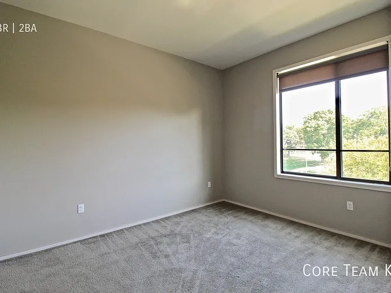 3632 Gillham Rd #N303 — Photo 7