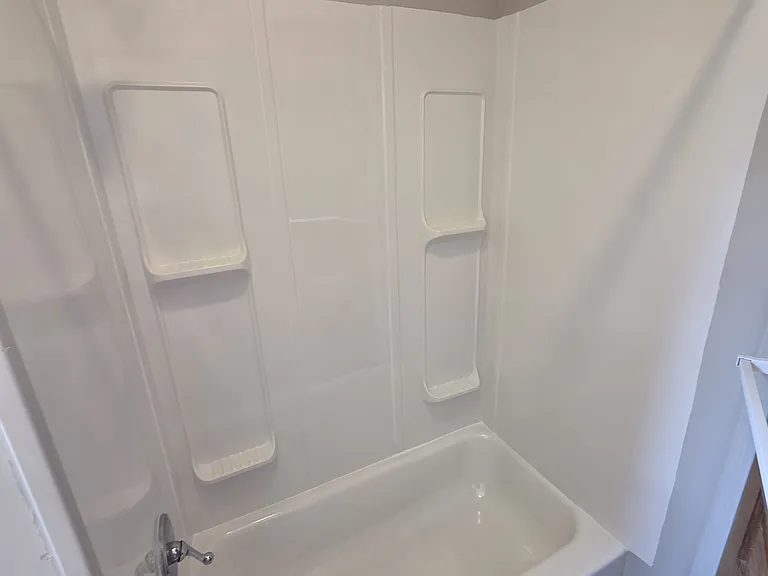 156 S Albemarle St — Photo 10