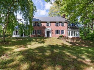 3851 Reynolda Rd, Winston Salem, NC 27106