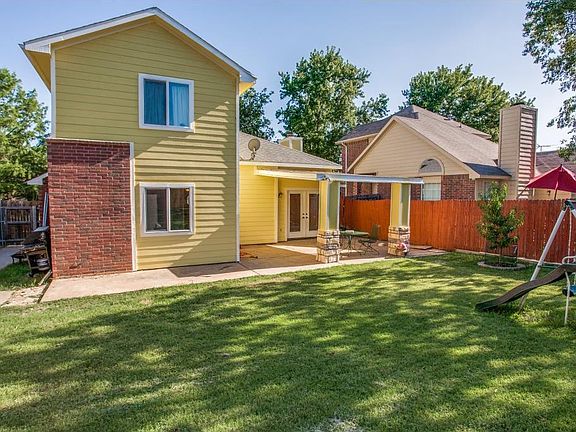 2nd image of 5516 Stone Meadow Ln