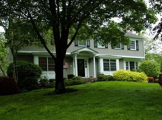 12 Five Mile River Rd, Darien, CT 06820