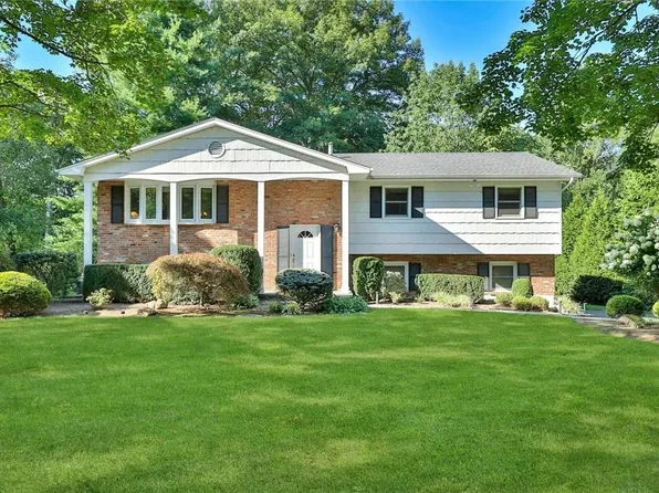 34 Verona Court, New City, NY 10956